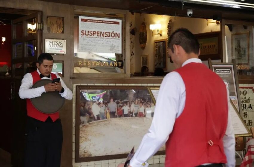  “Tras polémica y sellos, Profeco y Gobierno de Puebla reabren Vittorio’s y otros tres restaurantes”