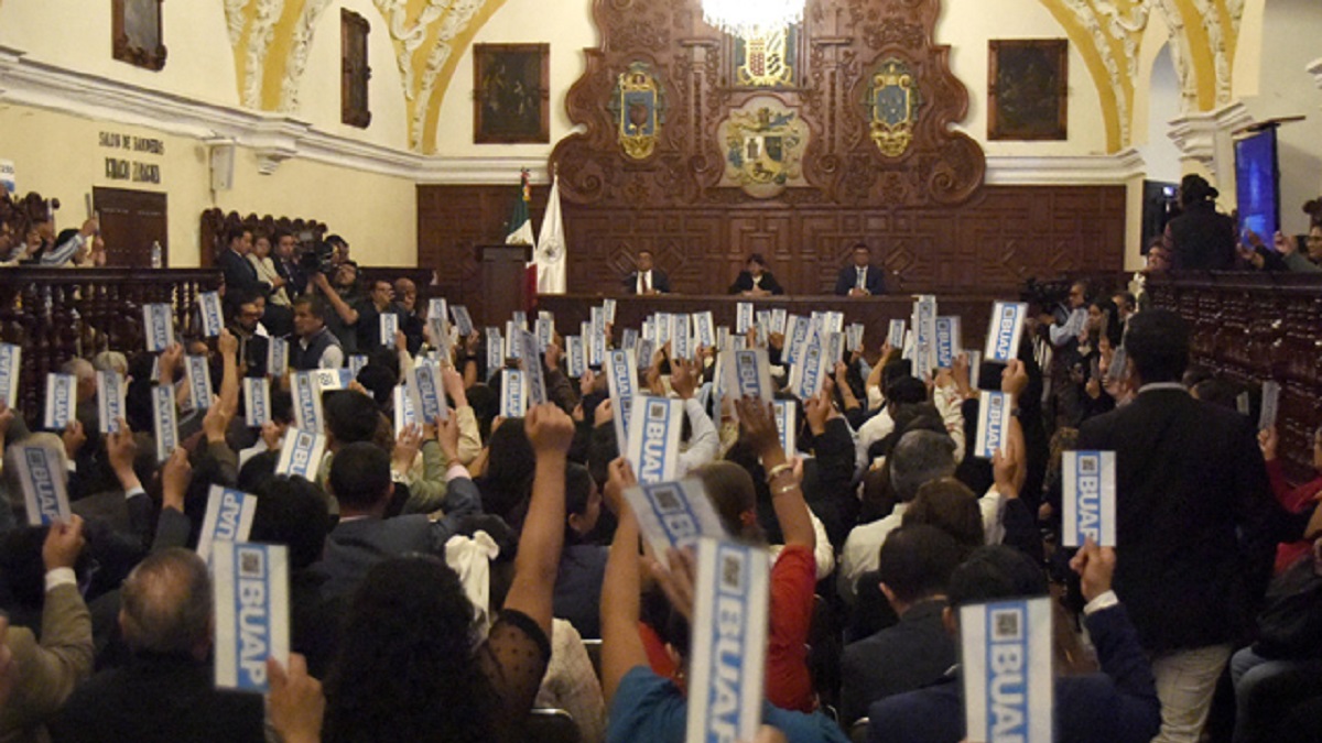 Aprueba el Consejo Universitario convocatoria para nombramiento de titular de la Rectoría y la ejecución del Comedor Universitario