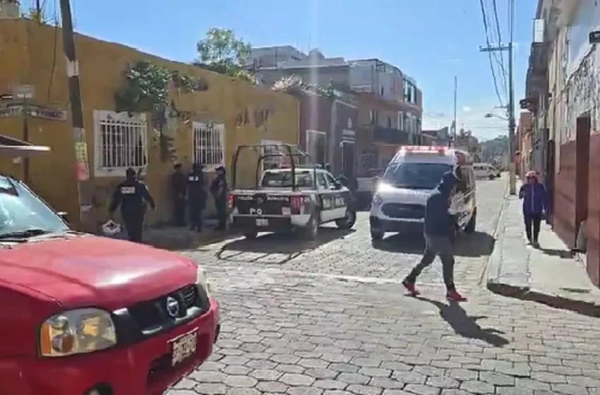  Atrapan a dos ladrones con armas falsas en Atlixco, durante la movilización choca una patrulla