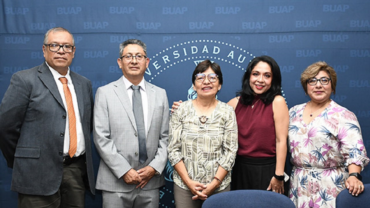 Destaca la Rectora Lilia Cedillo actividad científica en la FCQ