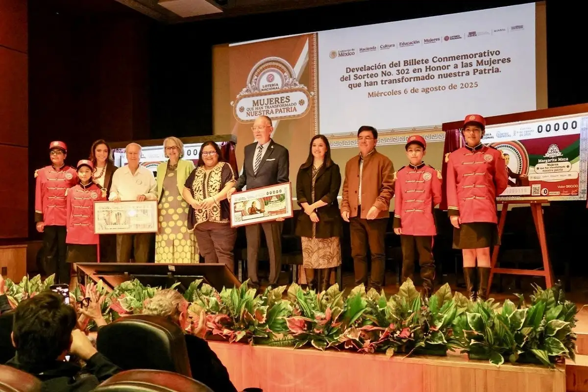 En el 255 aniversario de Lotería Nacional se distingue a mujeres que han sido pilares en la transformación de la patria