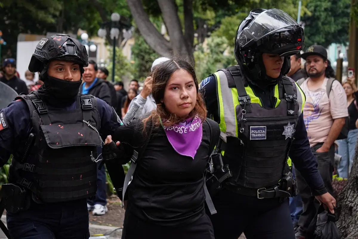 Feministas detenidas en Puebla están a disposición de la FGR; Gobierno estatal vigilará que las respeten