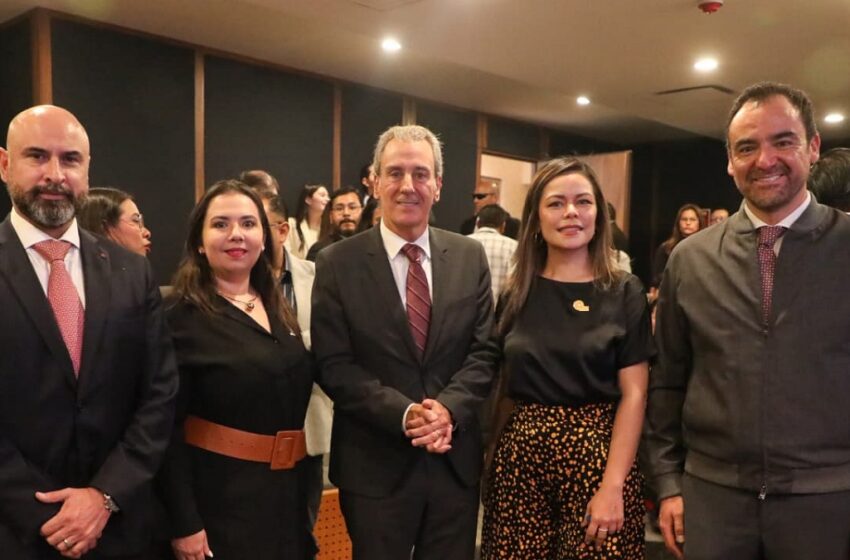  Firma Pepe Chedraui convenio con ANADE para impulsar la formalización y el desarrollo económico local