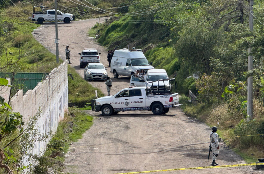  Hallan cuerpo envuelto en bolsas de plástico en Santa Lucía
