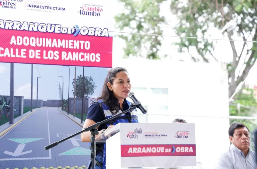  Inicia Lupita Cuautle obra de adoquinamiento en San Bernardino Tlaxcalancingo