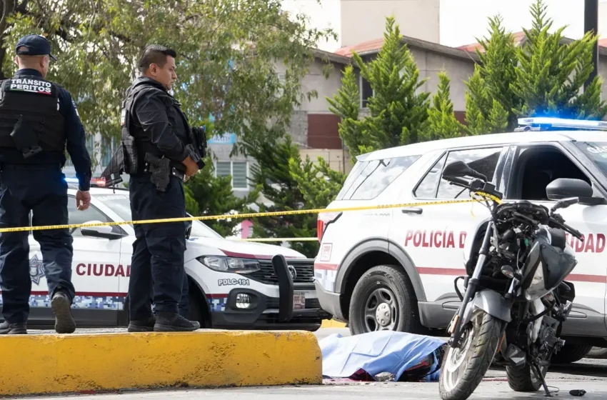  Muere motocilista tras derrapar en el Bulevar 5 de Mayo
