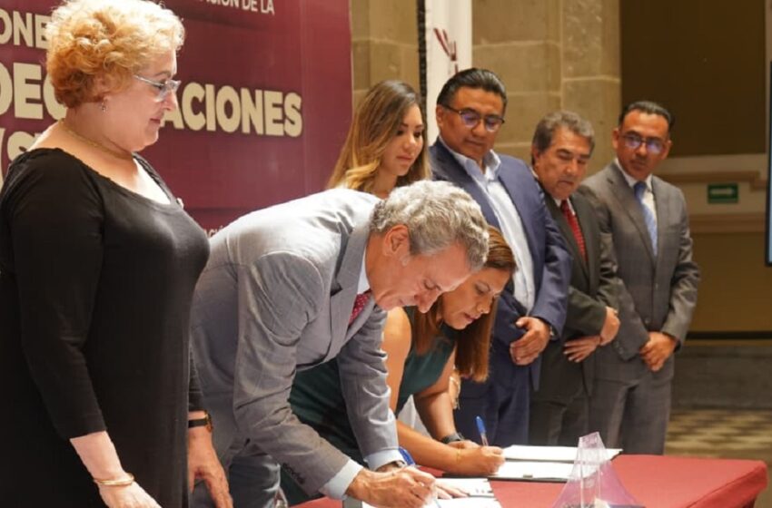  Pepe Chedraui encabeza firma de convenio de colaboración con la SESEAP