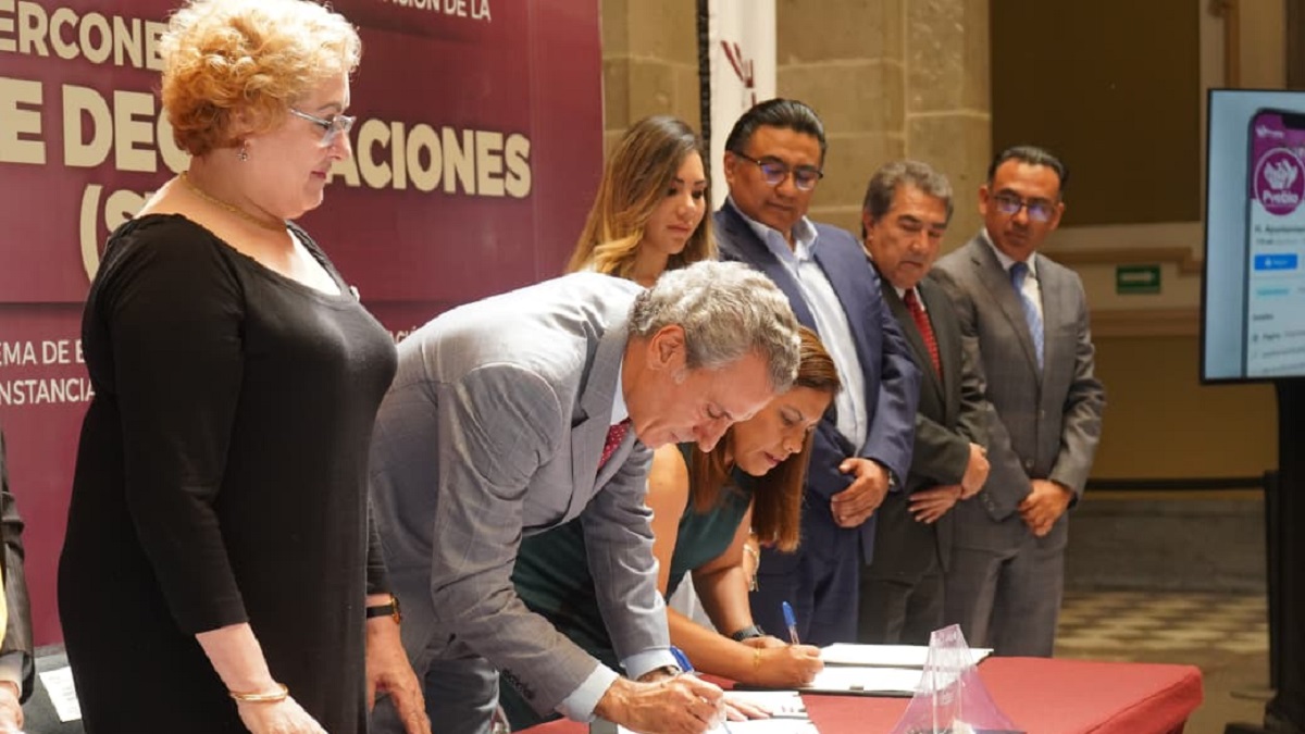Pepe Chedraui encabeza firma de convenio de colaboración con la SESEAP