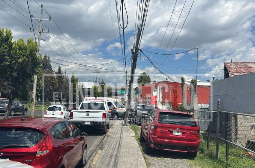  Poblano intenta comprar un auto y vendedores lo asaltan y balean sobre la Recta a Cholula