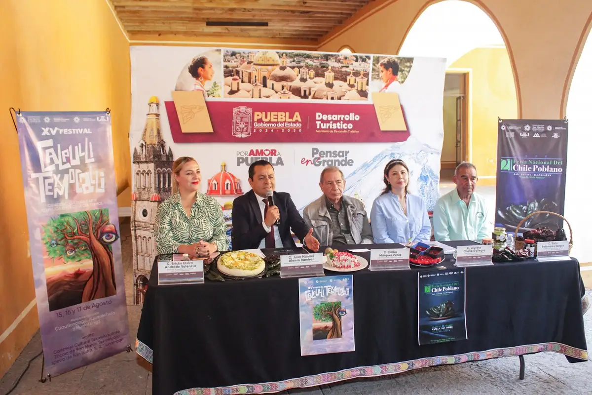 Presentan Feria Nacional del chile en nogada y el festival Calpulli Texmocali en Texmelucan