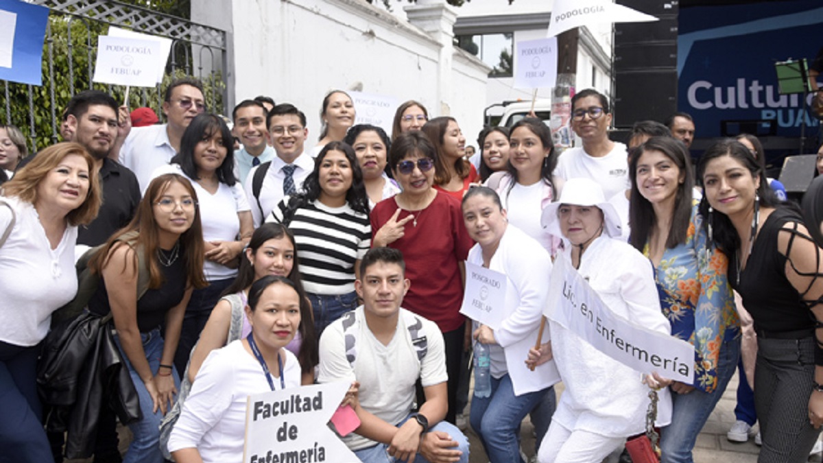 Rectora da la bienvenida a estudiantes de nuevo ingreso del Área de la Salud y de la Preparatoria Urbana Enrique Cabrera Barroso