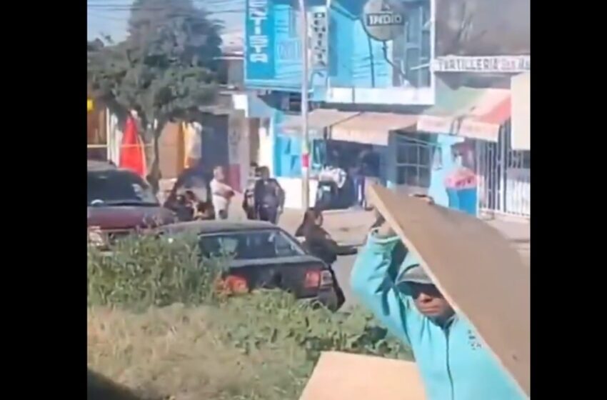  Ejecutan a tianguista en Puebla mientras instalaba su puesto por «cobro de piso»
