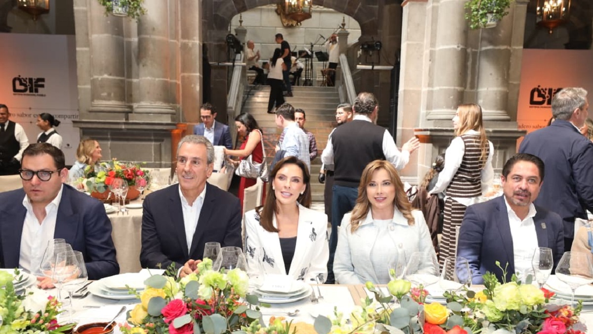 Comida con causa impulsada por el SMDIF recauda fondos para equipar escuela para niños con síndrome de Down