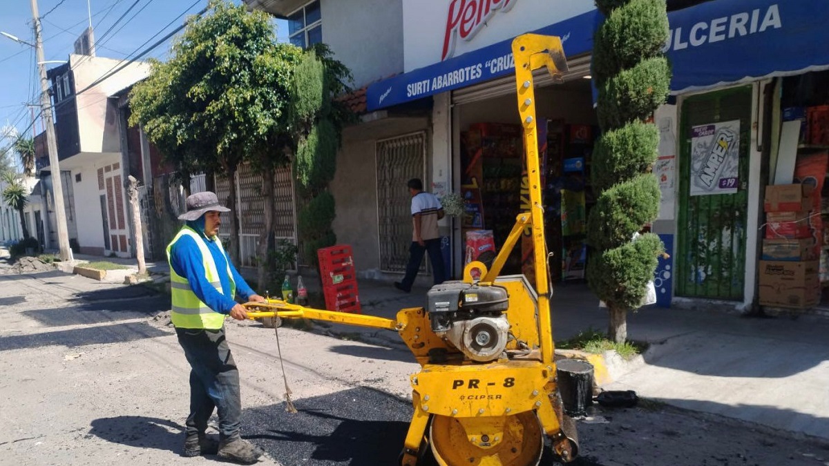 Con paso firme Gobierno de la Ciudad avanza con la Campaña Bacheando Puebla