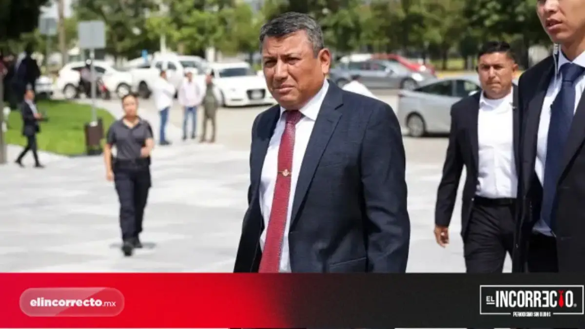 Detienen a policía estatal en el Periférico Ecológico por robo a transporte de carga; ya fue suspendida