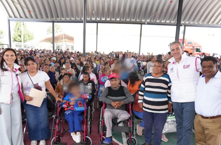  Entregan Pepe Chedraui y MariElise Budib apoyos alimentarios en juntas auxiliares