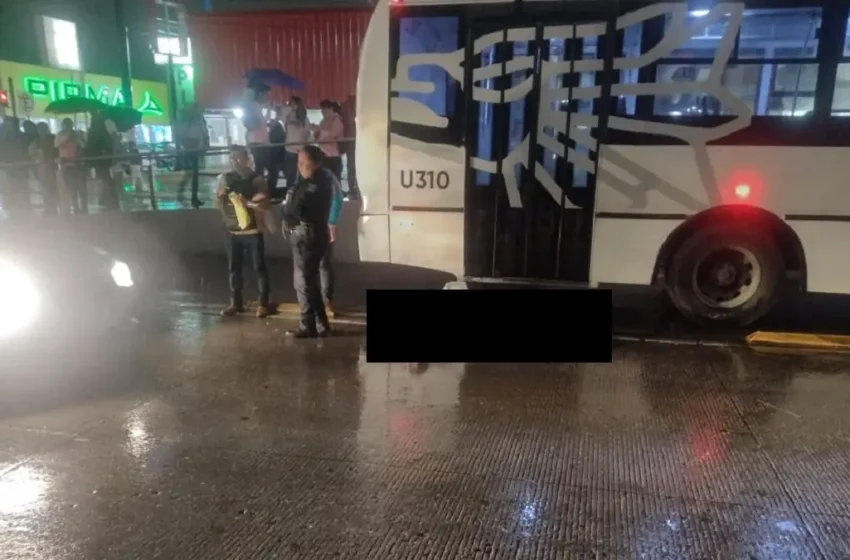 Estudiante de la BUAP muere atropellada por una unidad de RUTA en la 11 Sur