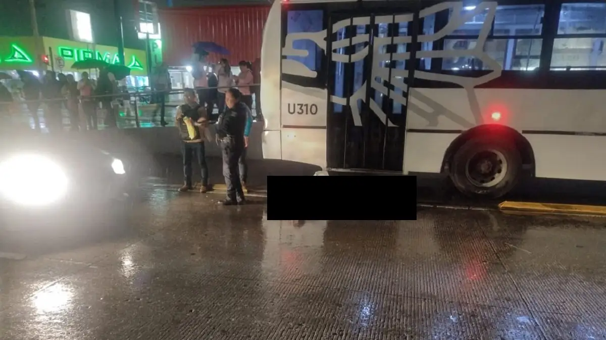 Estudiante de la BUAP muere atropellada por una unidad de RUTA en la 11 Sur