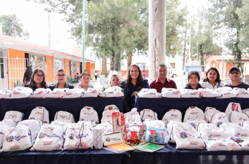  Garantiza Lupita Cuautle útiles escolares para todas y todos los estudiantes de primaria
