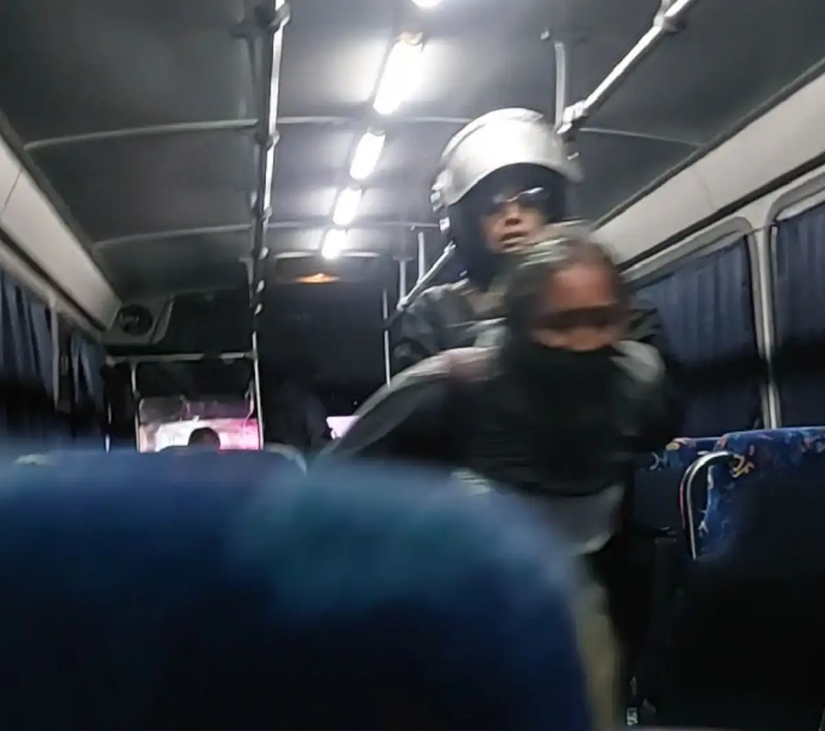 Gobierno Estatal revisó los autobuses de normalistas y regresaron a su municipio