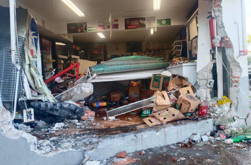  Conductor ebrio se impacta contra SIX en la 14 Sur y Municipio Libre
