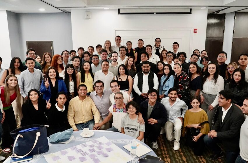  Liderazgo joven en acción: se realiza la segunda conferencia de la  Incubadora de Líderes del Futuro