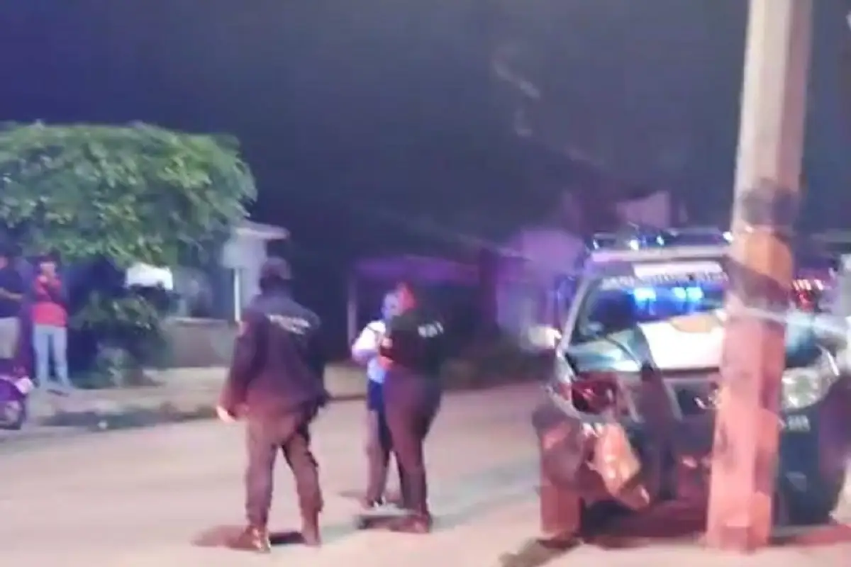 Policía de Izúcar de Matamoros se queda dormido y choca su patrulla