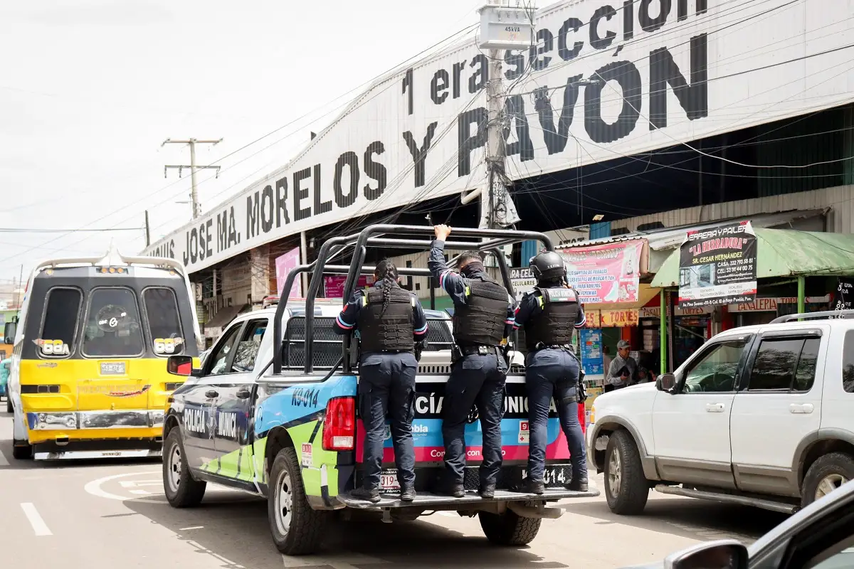 Aseguran un local en el Mercado Morelos tras un operativo ejecutado por la FGE