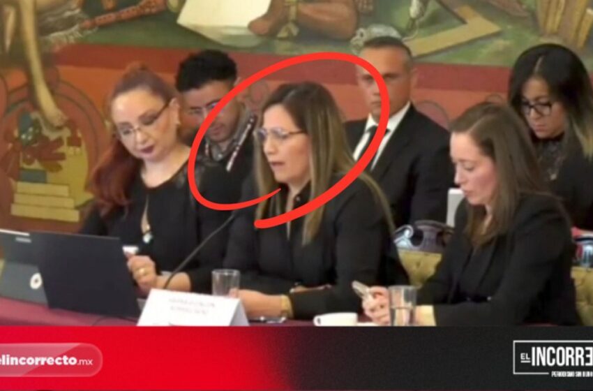  Entre risas, titubeos y falta de información comparece Karina Romero Sainz