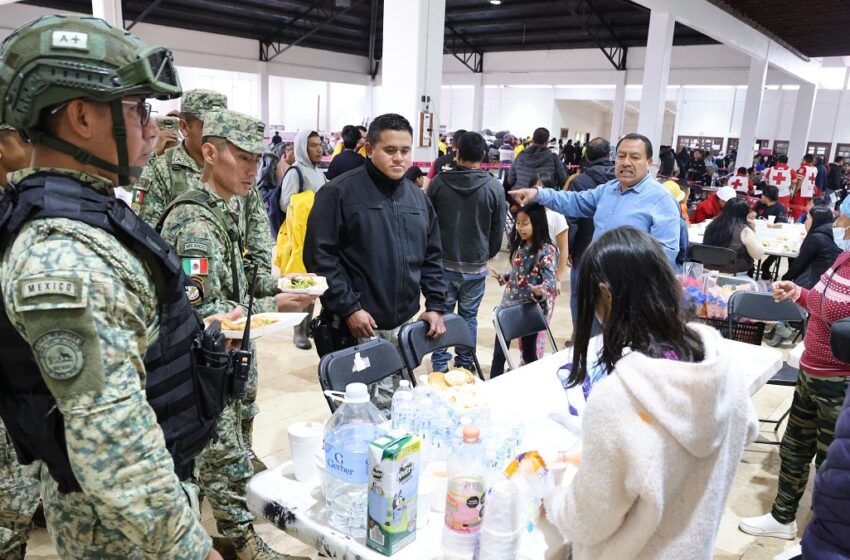 Fuerzas armadas, con sensibilidad y prontitud, atienden a la población afectada en la Sierra Norte