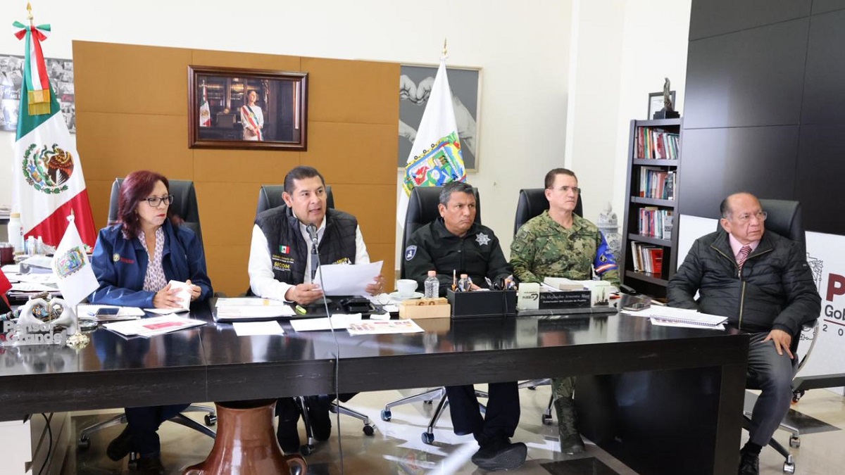 Gobierno de México y Puebla, en coordinación, refuerzan acciones de apoyo a damnificados