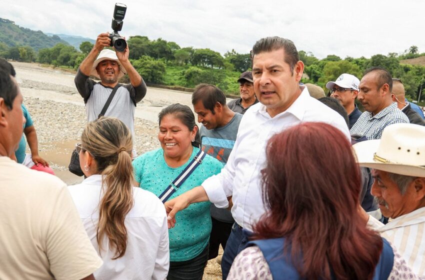  Gobierno federal y estatal, CONAGUA y CEASPUE trabajan en río Pantepec para prevenir futuras inundaciones