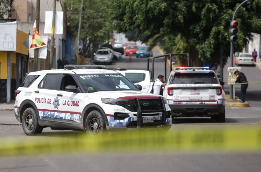  Investigan a policía que disparó contra un hombre en Clavijero