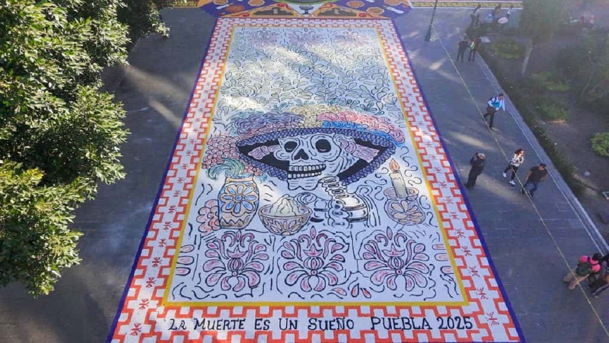 Invita Pepe Chedraui a disfrutar del tapete monumental y ofrenda del Palacio Municipal