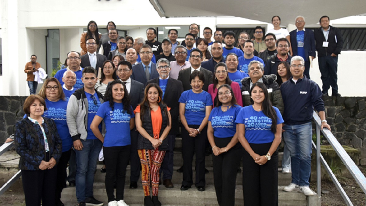 Preside Rectora Lilia Cedillo actividades de clausura por aniversario del posgrado en Dispositivos Semiconductores
