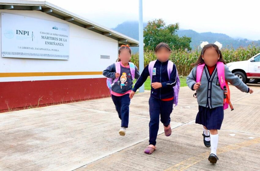  SEDIF entrega apoyos mediante el programa “Todos a la Escuela”