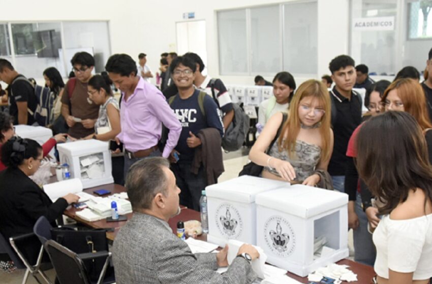  Sin incidentes, universitarios continúan jornada electoral en las diferentes sedes