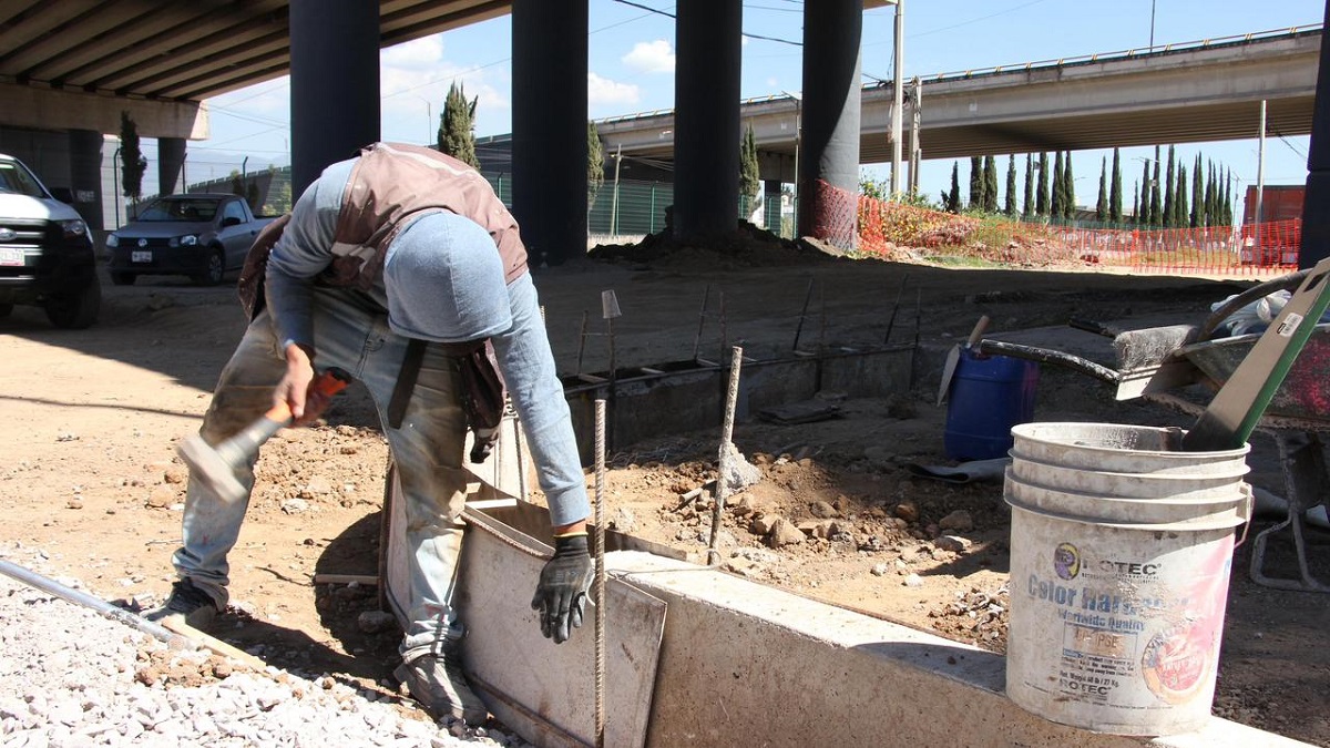 Avanza Gobierno de la Ciudad con trabajos de rehabilitación vial en la colonia Santa Margarita