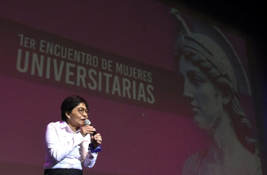  El medio digital aísla y deshumaniza: Olimpia Melo Cruz