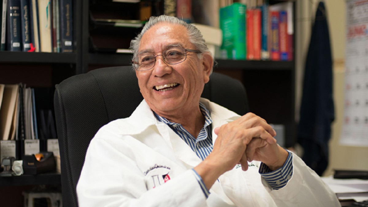 En la BUAP rinden homenaje al doctor Jesús Sandoval Ramírez