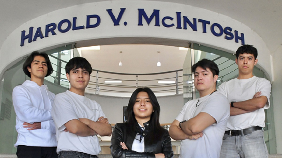 Estudiantes BUAP ganan fase estatal de DigiEduHack 2025