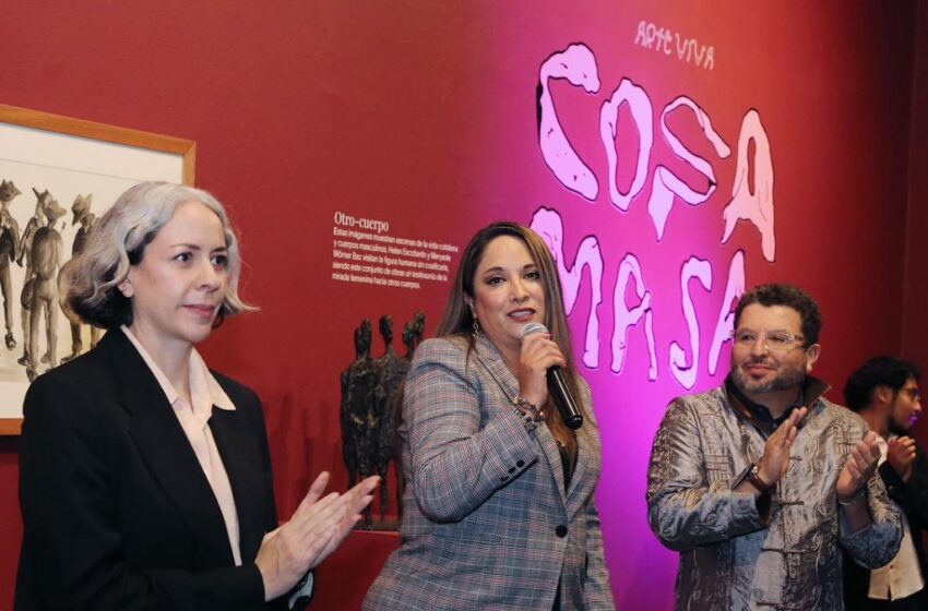  Gobierno de la ciudad presenta la exposición “arte viva: cosa masa” en la galería de arte