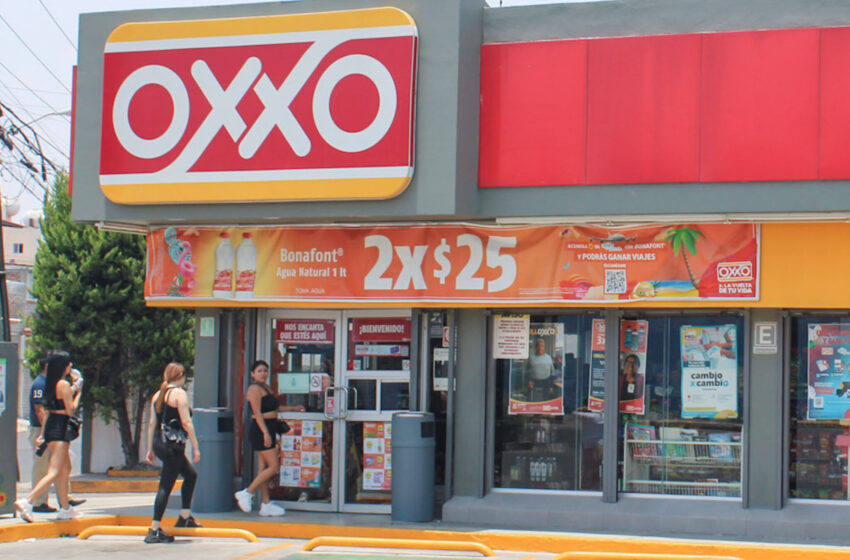  Asaltan Oxxo en El Mirador; se roban la caja de seguridad