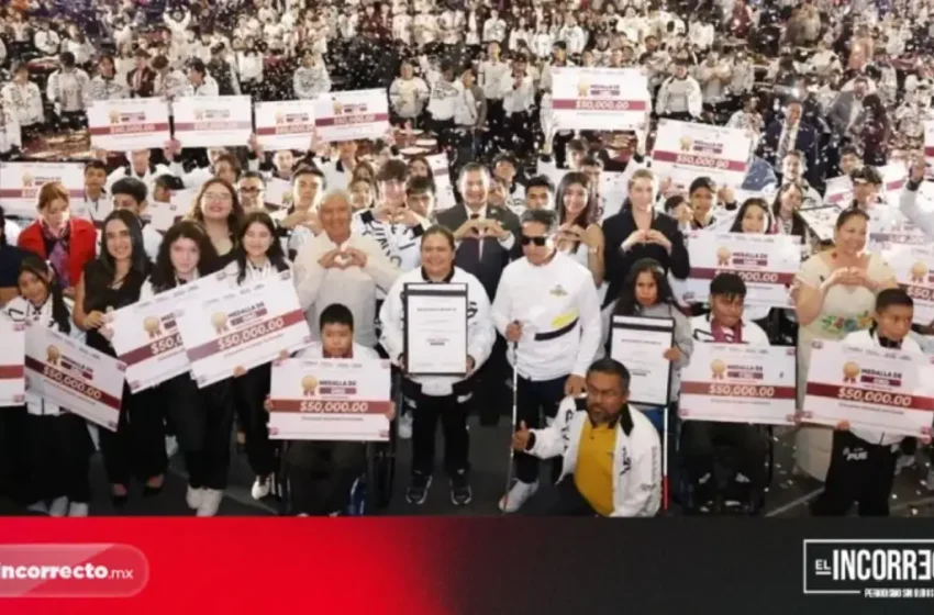  Armenta entrega 20 mdp en premios a mil 200 deportistas poblanos