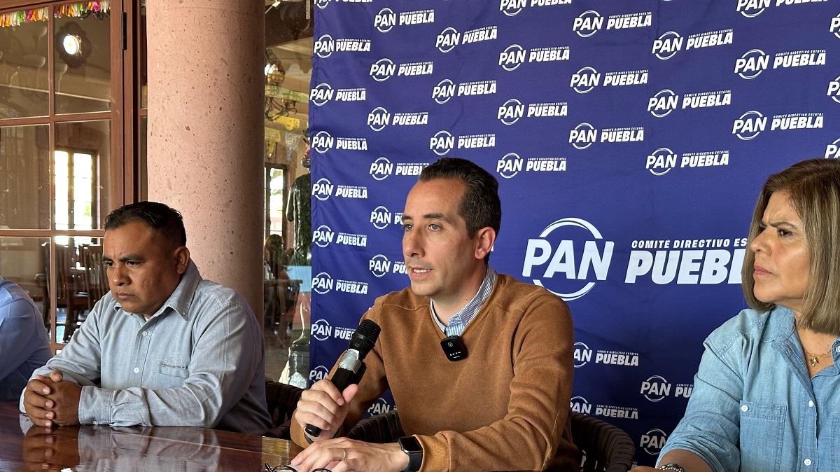 Mario Riestra critica el desempeño de Izúcar de Matamoros y reitera los ejes del Relanzamiento del PAN