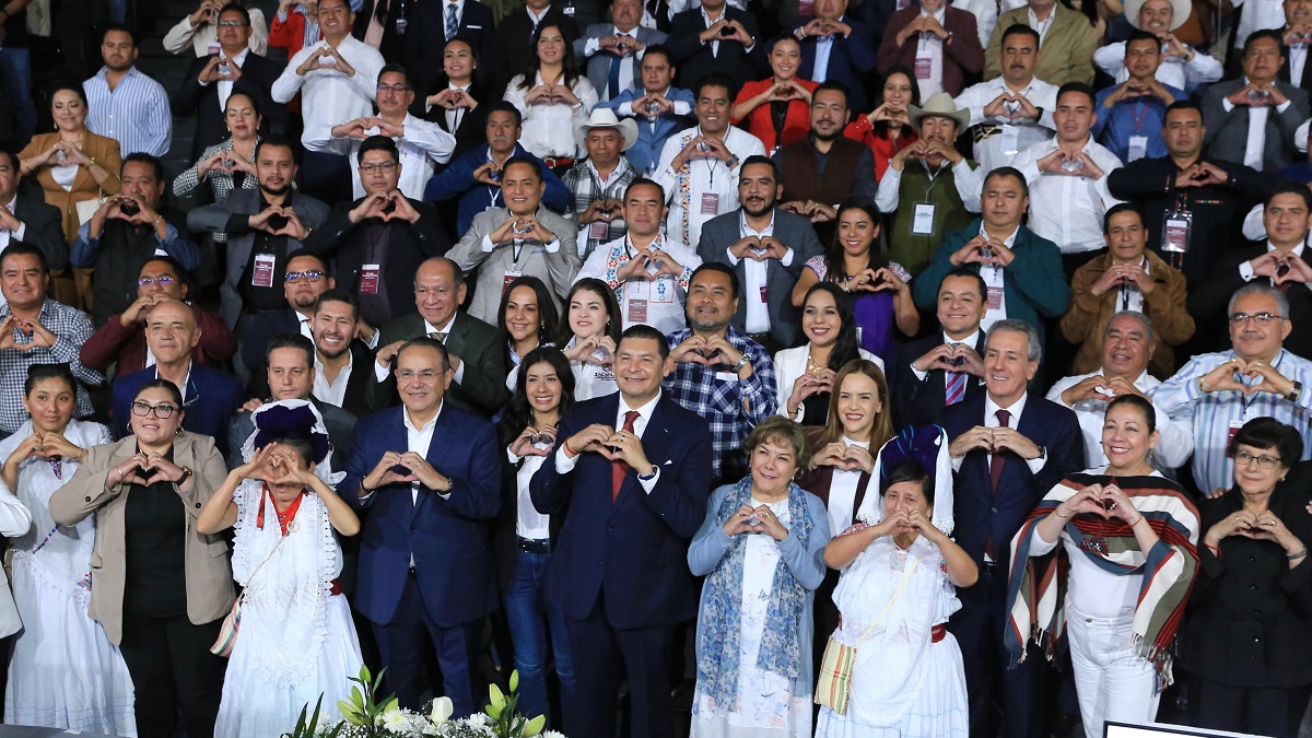 Puebla marca precedente en la reconstrucción del tejido social.