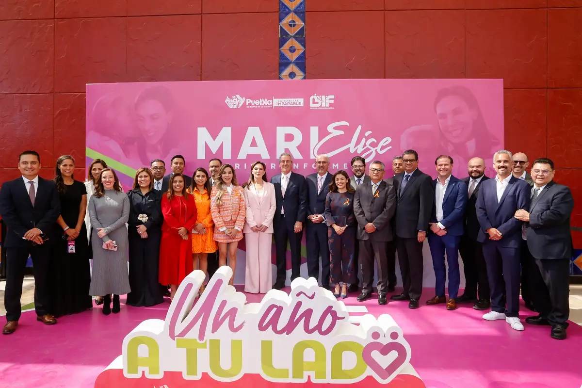 Rinde su primer informe MariElise Budib frente al SMDIF de Puebla
