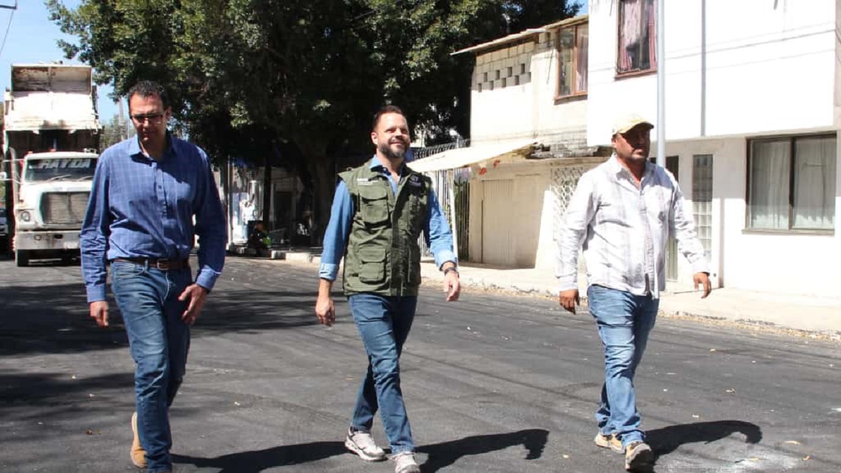Supervisa Gobierno de la Ciudad rehabilitación vial en la colonia Fovissste San Roque