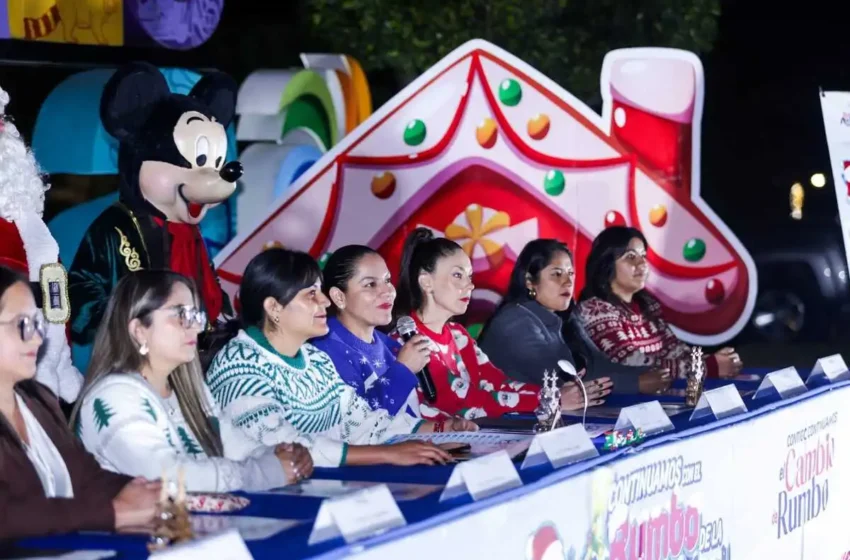  Anuncia Lupita Cuautle el inicio de la navidad con encendido de árboles