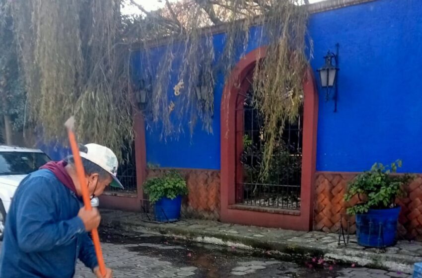  Atiende SOSAPACH fuga de agua en Club de Golf gracias a reporte ciudadano